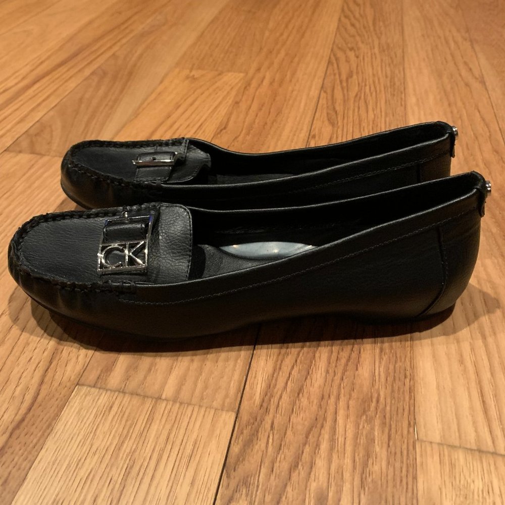 Calvin Klein Black Flat Loafers - Size 8M